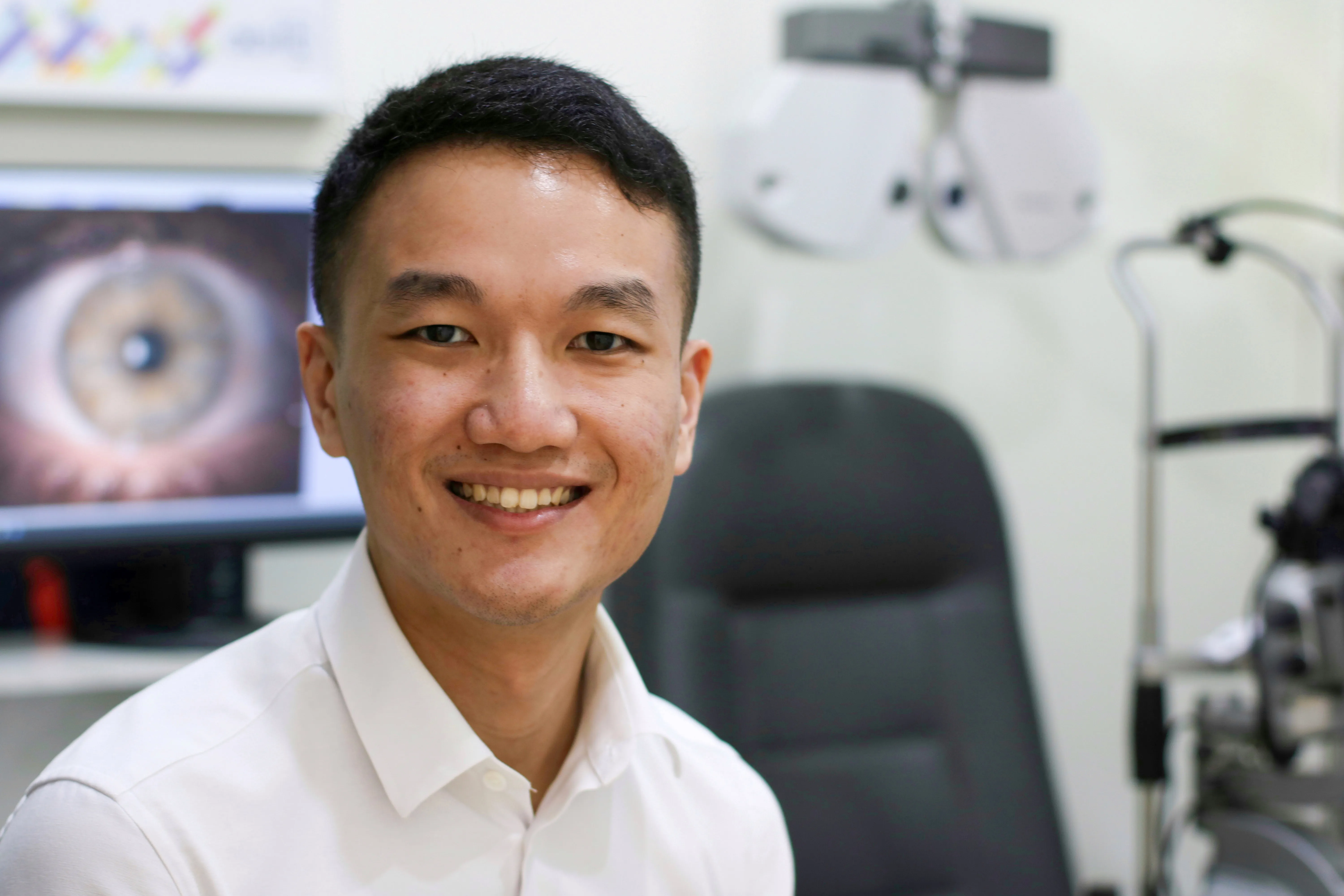 Jaycob Chin FIAOMC, optometrist at EMME Visioncare The Cathay